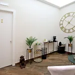 Lustru Apartment